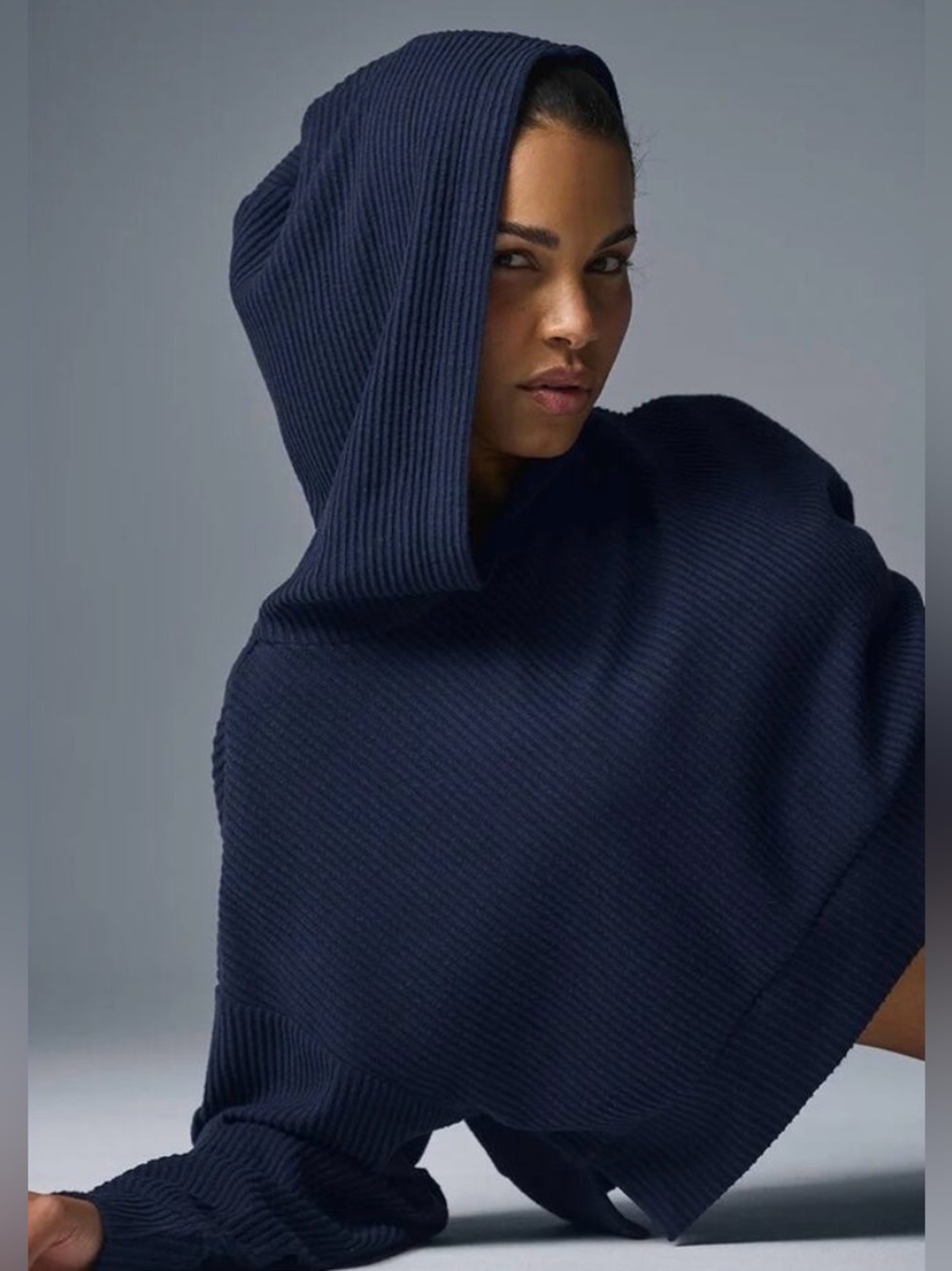 Alo yoga navy ribbed cropped hoodie.